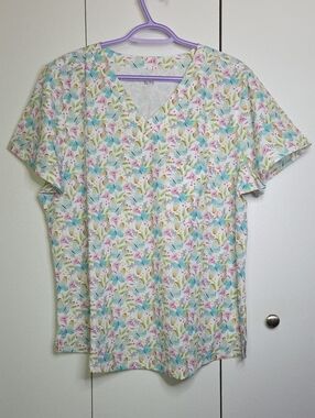 ☀️Women's XL Scrub Top Single Pocket Spring Pastel Butterfly Short Sleeves